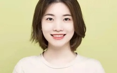 王钟瑶胸罩多大杯